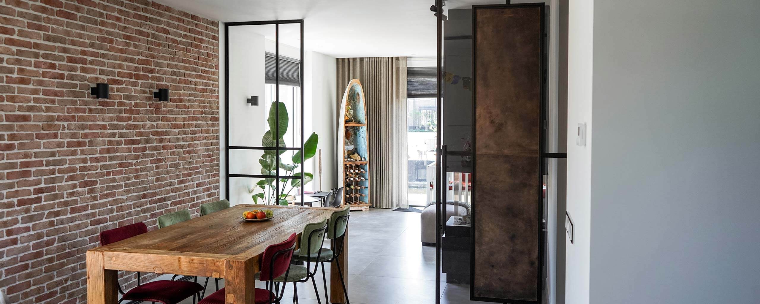 stalen deur met leer stalen deur met leer